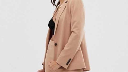 Tendenze moda 2019: il beige