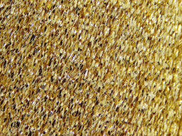 Look preziosi con il colore oro